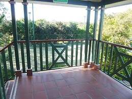 Puffers Inn Logan Motel