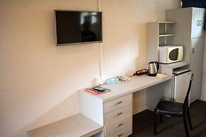 Alpers Lodge & Conference Centre