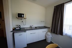 Alpers Lodge & Conference Centre