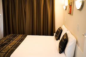 Alpers Lodge & Conference Centre