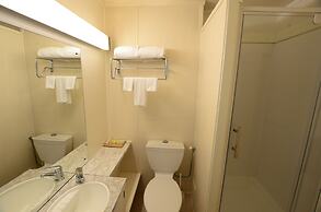 Alpers Lodge & Conference Centre