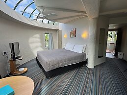 Parklane Motor Lodge