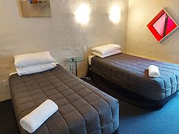 Parklane Motor Lodge