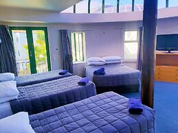 Parklane Motor Lodge