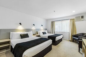 The Surrey Hotel