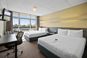 Heartland Ambassador Hotel Hamilton