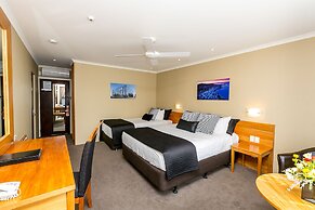 Plymouth International