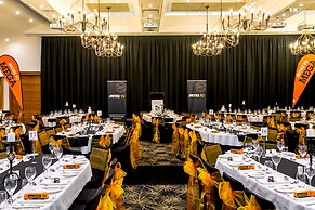 Plymouth International