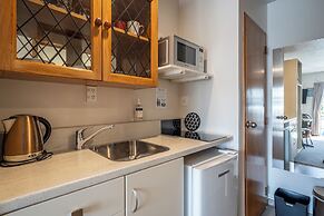 ASURE Highpark Motor Inn