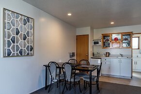 ASURE Highpark Motor Inn