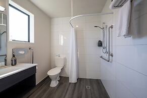 ASURE Highpark Motor Inn