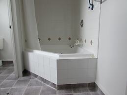 Fitzherbert Court Motel