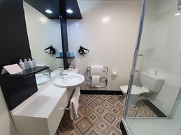 Distinction Heritage Gateway Hotel