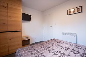 Lomond Lodge Motel & Apartments