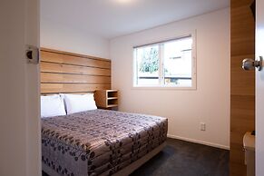 Lomond Lodge Motel & Apartments