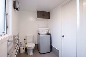 Lomond Lodge Motel & Apartments