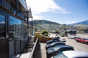 Lomond Lodge Motel & Apartments