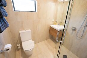 Lomond Lodge Motel & Apartments