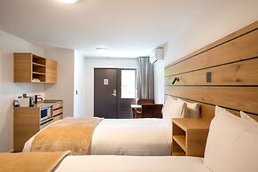 Lomond Lodge Motel & Apartments