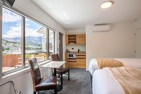 Lomond Lodge Motel & Apartments