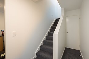 Lomond Lodge Motel & Apartments