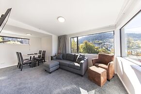 Lomond Lodge Motel & Apartments