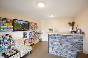 Lomond Lodge Motel & Apartments