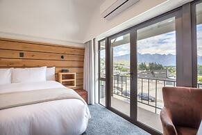 Lomond Lodge Motel & Apartments