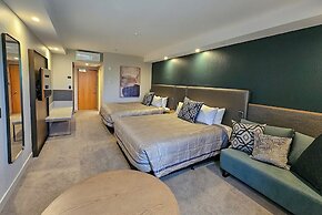 Distinction Luxmore Hotel