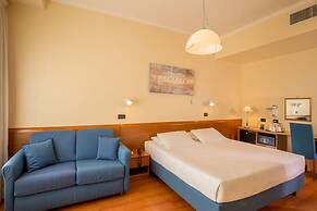 Best Western Plus Globus Hotel