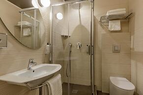 Best Western Plus Globus Hotel