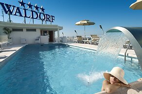 Waldorf Suite Hotel