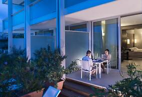 Waldorf Suite Hotel