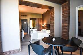 Waldorf Suite Hotel