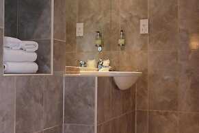 Aberdeen Douglas Hotel