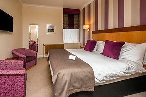 Aberdeen Douglas Hotel