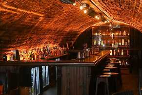 Aberdeen Douglas Hotel