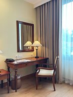 Hai Phong Harbour View Hotel