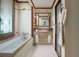 Avani Hai Phong Harbour View Hotel