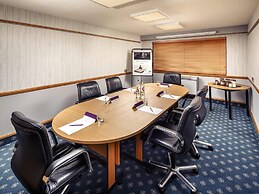 Mercure Livingston Hotel