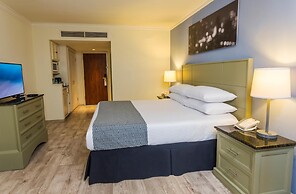 Krystal Urban Ciudad Juárez by US Consulate