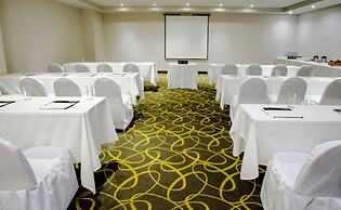 Krystal Urban Ciudad Juárez by US Consulate