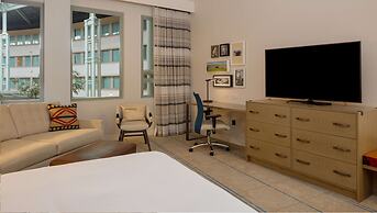 Hilton Austin Airport