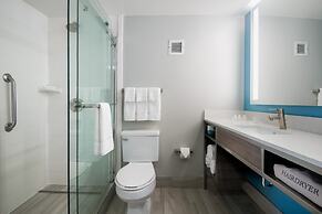 Hilton Garden Inn New Orleans Convention Center