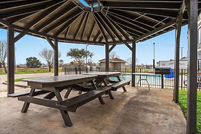 Motel 6 Rosenberg, TX