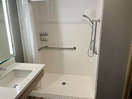 Holiday Inn Express & Suites Paso Robles by IHG