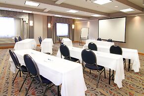 Holiday Inn Express Hotel & Suites Calgary S-Macleod Trail S by IHG