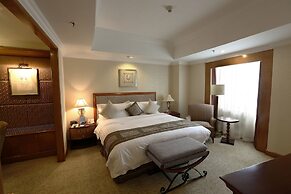 Crowne Plaza Hotel Qingdao by IHG