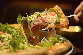 Crowne Plaza Hotel Qingdao by IHG