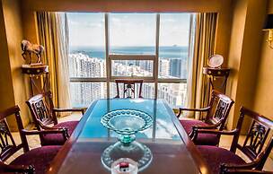 Crowne Plaza Hotel Qingdao by IHG